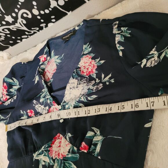 Banana Republic Womens Top Size Small Petite Blue Floral Boho Peplum - Picture 9 of 10